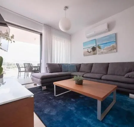 Coral Residences Apartment