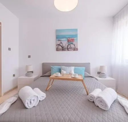 Coral Residences * Πάφος