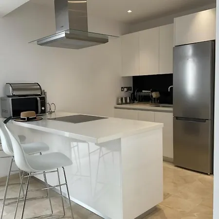 Coral Residences * פאפוס